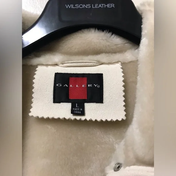 GALLERY Coat - Picture 2 of 6